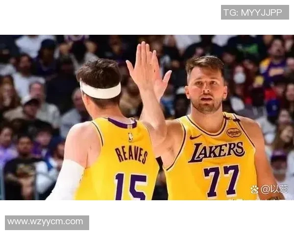 2019湖人对阵篮网季前赛精彩回顾与球员表现分析