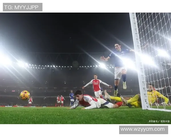 冬潭隆安与永隆的激烈对决揭示了足球战术的博弈与团队精神的较量